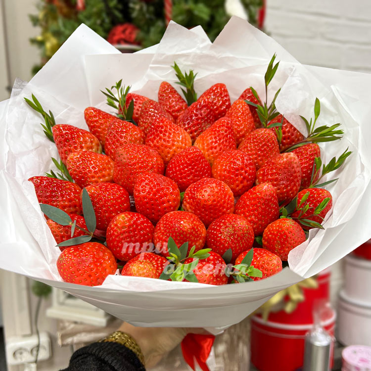 Букет из отборной клубники (доп. фото)