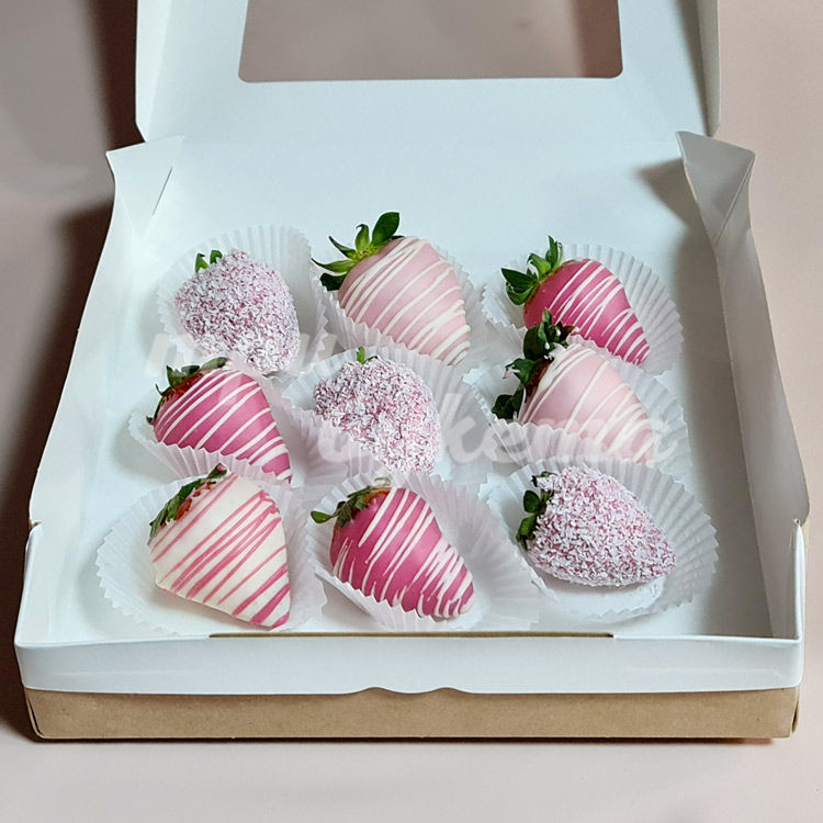 Набор из 9 клубник в шоколаде