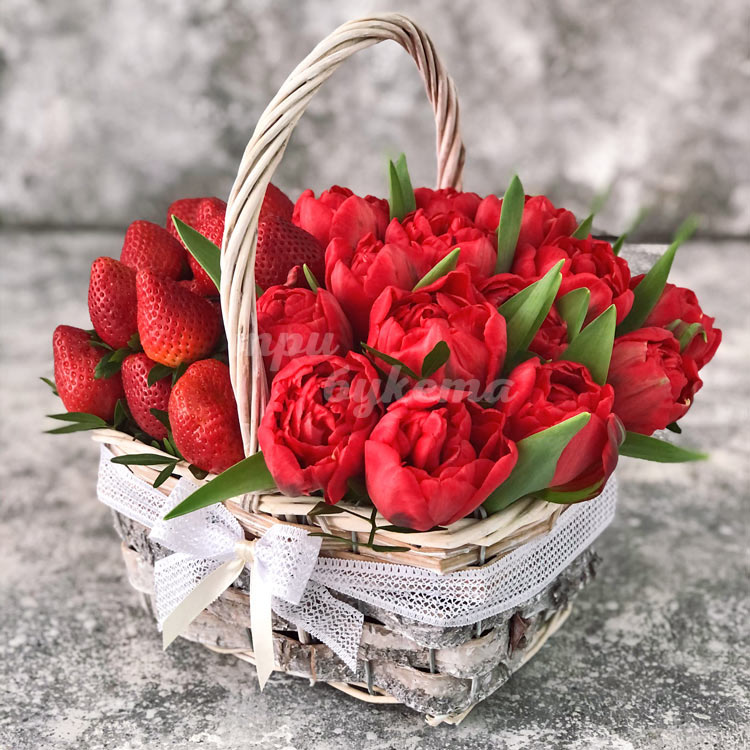 pionovidnye-tyulpany-s-klubnikoj-2